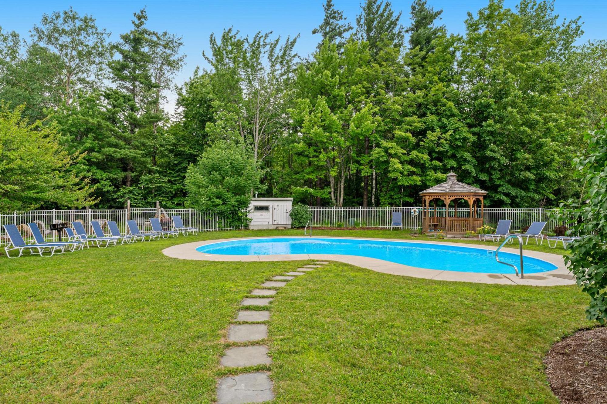 Bridges Resort Warren Bagian luar foto